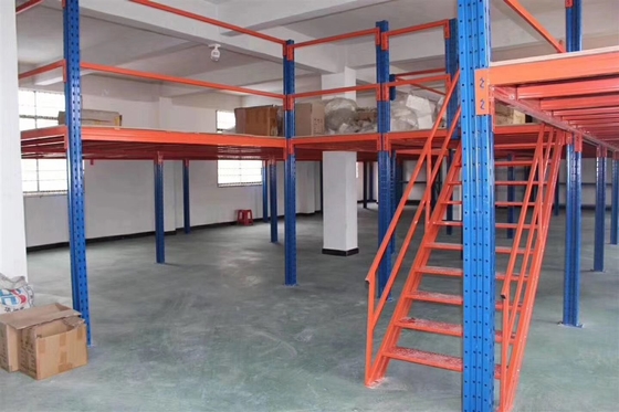 ISO9001 Strukturalny regał antresolowy 2.5T System regałów sklepowych do mebli